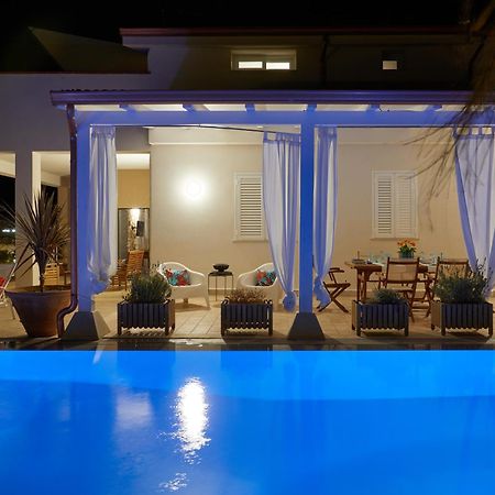 Villa Zamia Con Piscina Santa Maria Del Focallo Exterior foto
